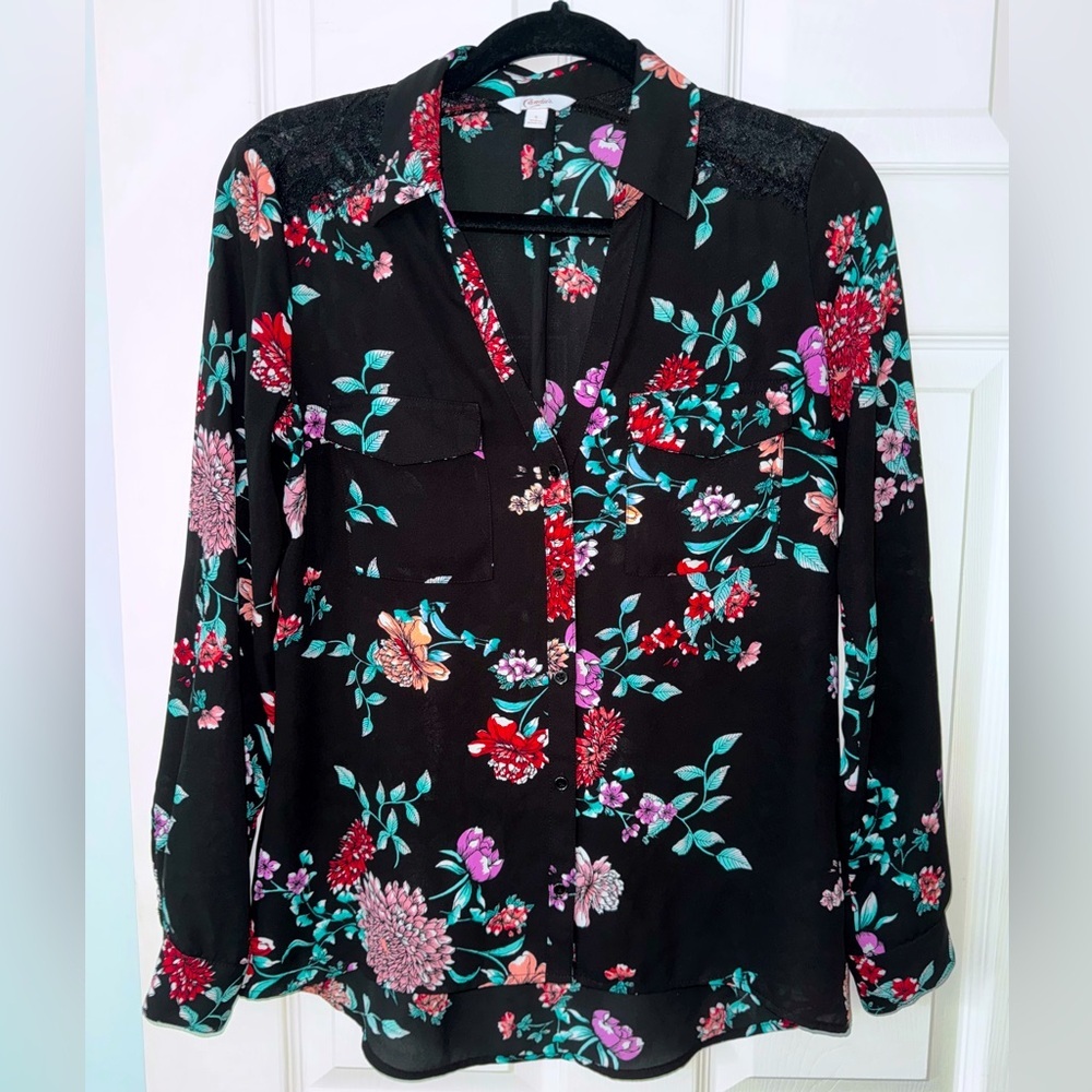 Candie's Black Floral Button Front Blouse with Lace Epaulets | EUC | Size Small